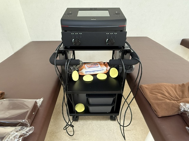 干渉電流型低周波治療器